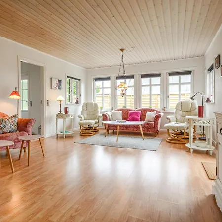 Stunning In With 2 Bedrooms And Wifi Tatil Evi